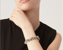 Carica l'immagine nel visualizzatore di Gallery, Bracciale Infinity Grande