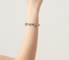 Carica l'immagine nel visualizzatore di Gallery, Bracciale Emily Medio