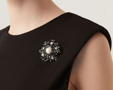 Carica l'immagine nel visualizzatore di Gallery, Spilla Anemone