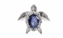 Carica l'immagine nel visualizzatore di Gallery, SPILLA TARTARUGA CARETTA CARETTA CON PIETRA TRIPLETTA