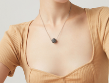 Carica l'immagine nel visualizzatore di Gallery, Collana Boule Margherite