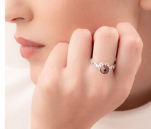 Load image into Gallery viewer, Anello con pietra centrale