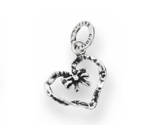 Charm Cuore Fiocco